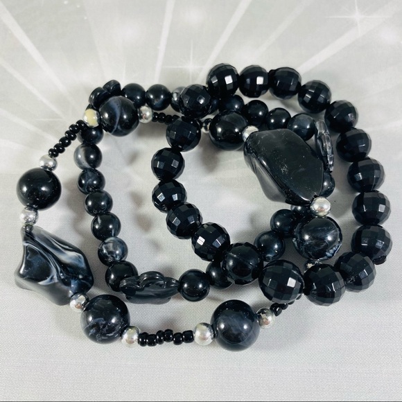 Vintage mixed medium beaded stretch bracelets - Picture 4 of 4